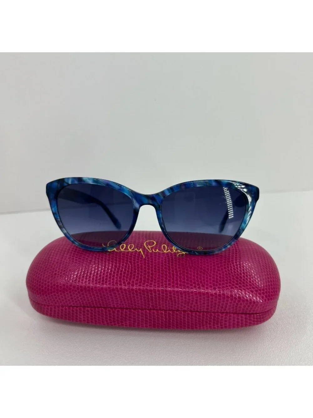 Lilly Pulitzer Havana Cat Eye Sunglasses Womens Gradient Lenses Case Blue Marble